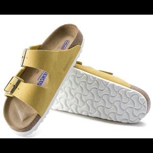 Birkenstock Arizona Soft Footbed
Suede Leather